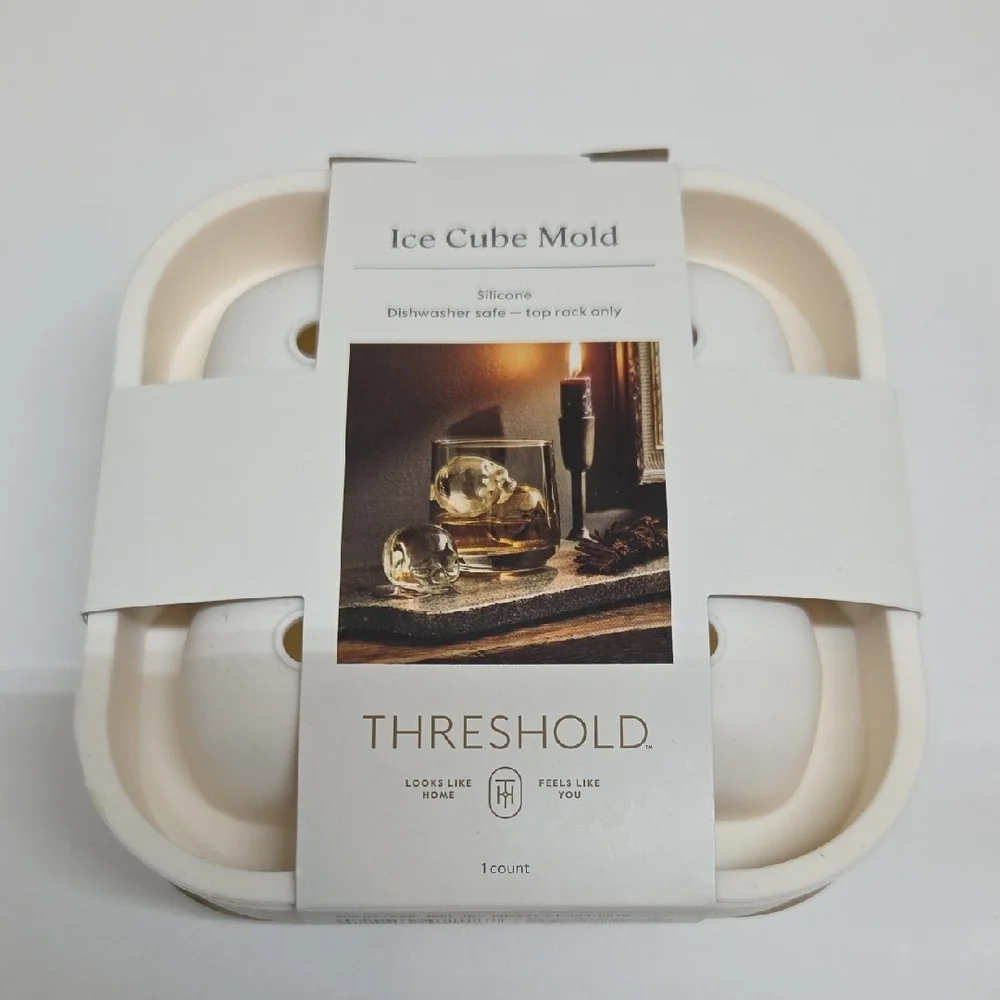 Threshold Cream Silicone Ice Cube Tray
